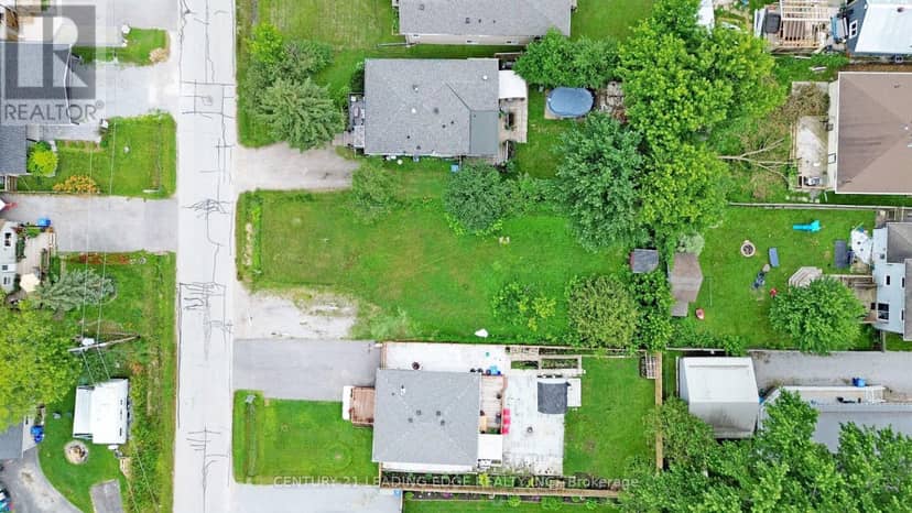 351 Miami Drive — photo 5 of 8