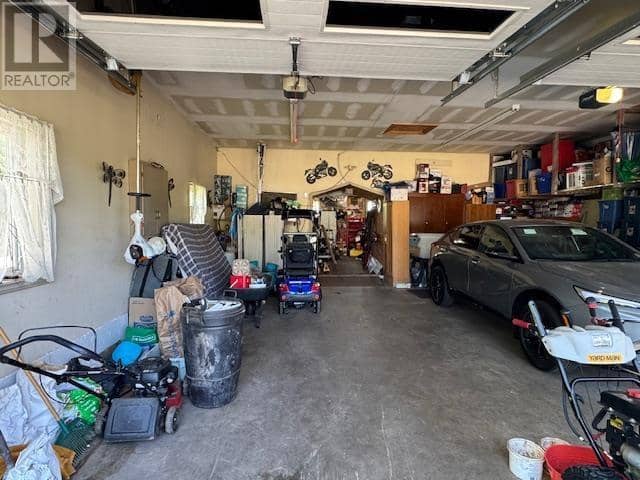 76 BAYVIEW Drive — photo 24 of 35