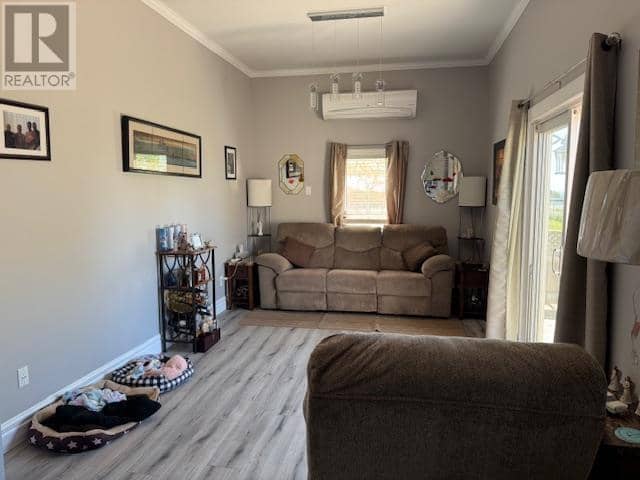 76 BAYVIEW Drive — photo 6 of 35