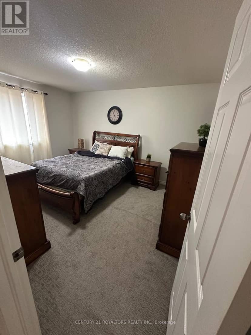 100 Southview Court — photo 11 of 21