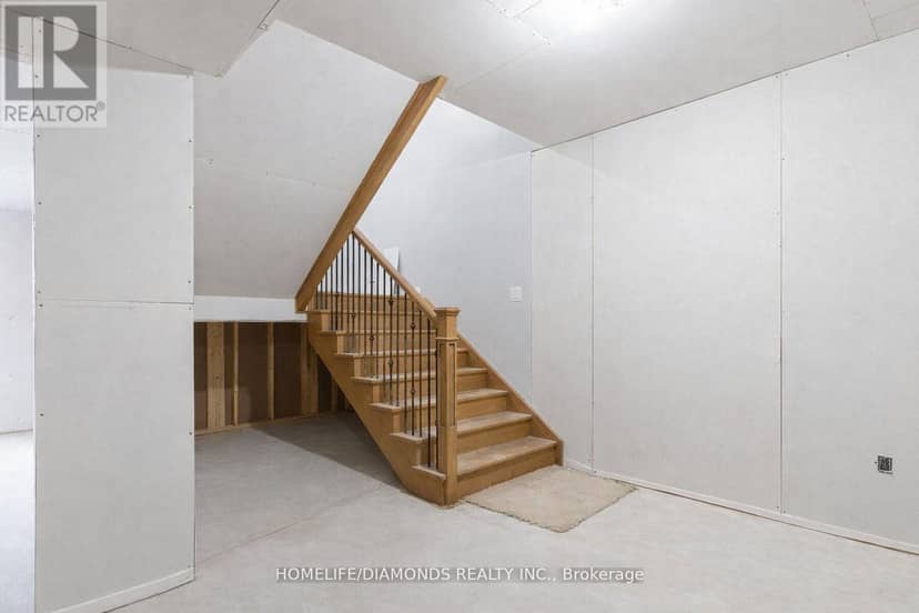 129 South Pelham Road — photo 39 of 40