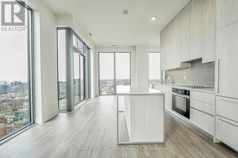 5102 - 8 Cumberland Street — photo 6 of 40