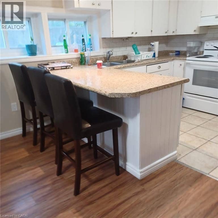 13 BROOKLYNNE Road — photo 19 of 36