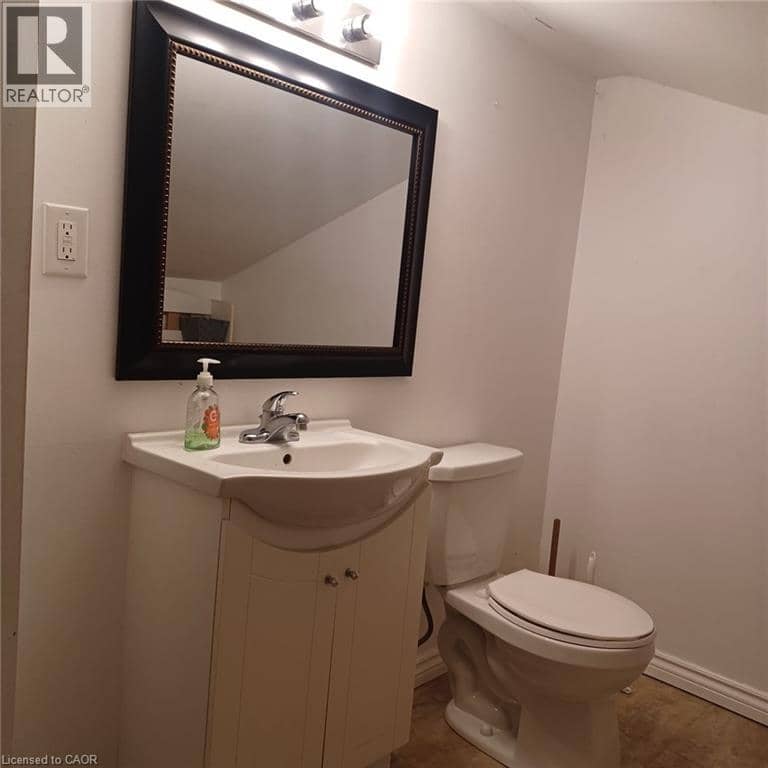 13 BROOKLYNNE Road — photo 24 of 36
