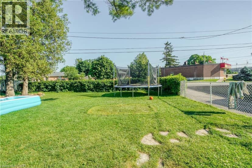 13 BROOKLYNNE Road — photo 36 of 36