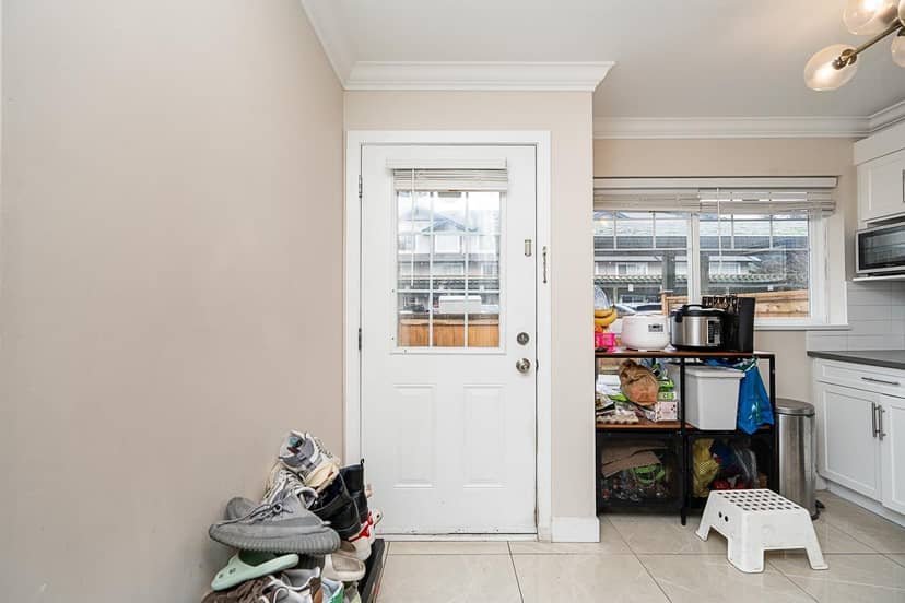 1 10282 132 STREET, Surrey, photo 4