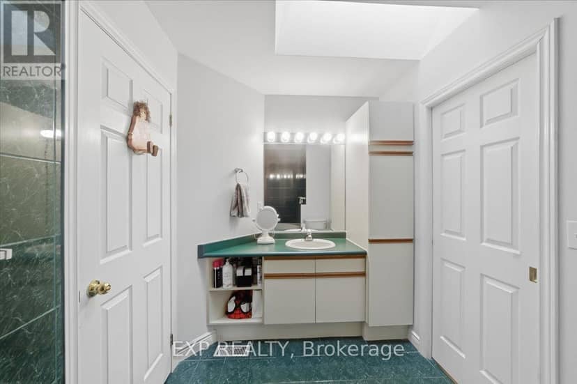 160 Davis Street — photo 28 of 40
