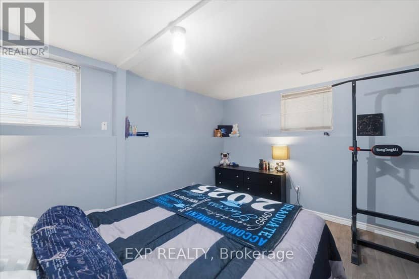 160 Davis Street — photo 36 of 40