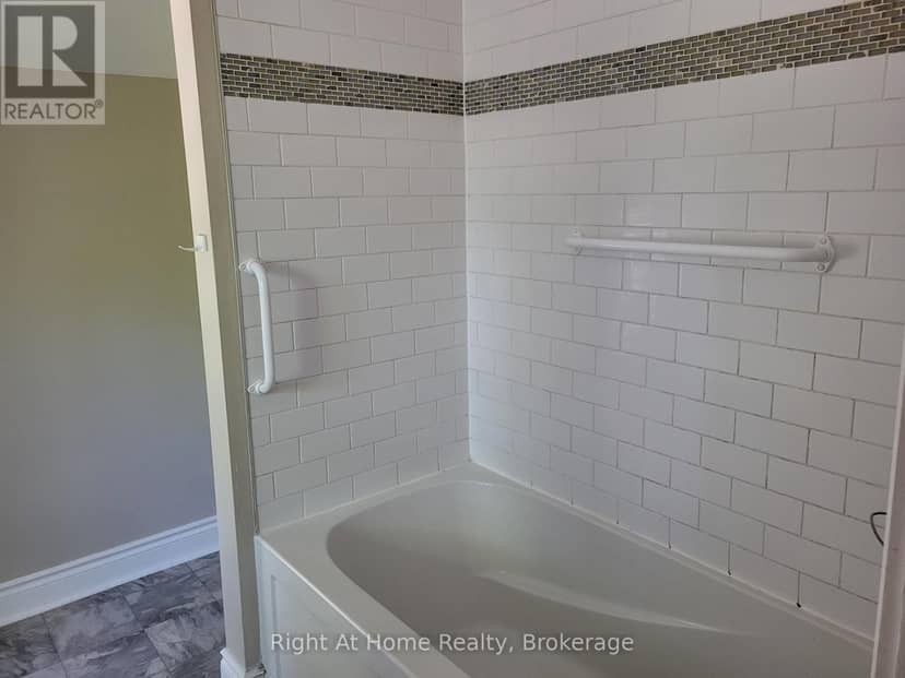 12 Mercer Street — photo 20 of 31