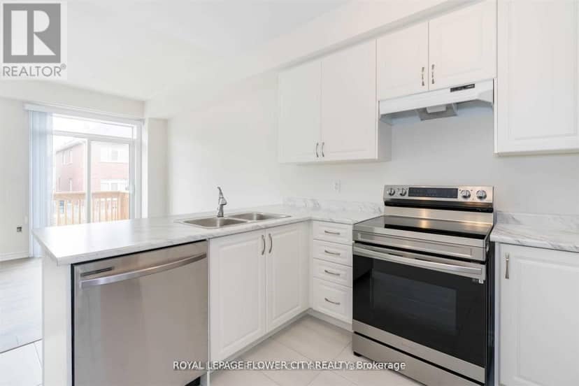 2282 Grainger Loop Crescent — photo 6 of 24