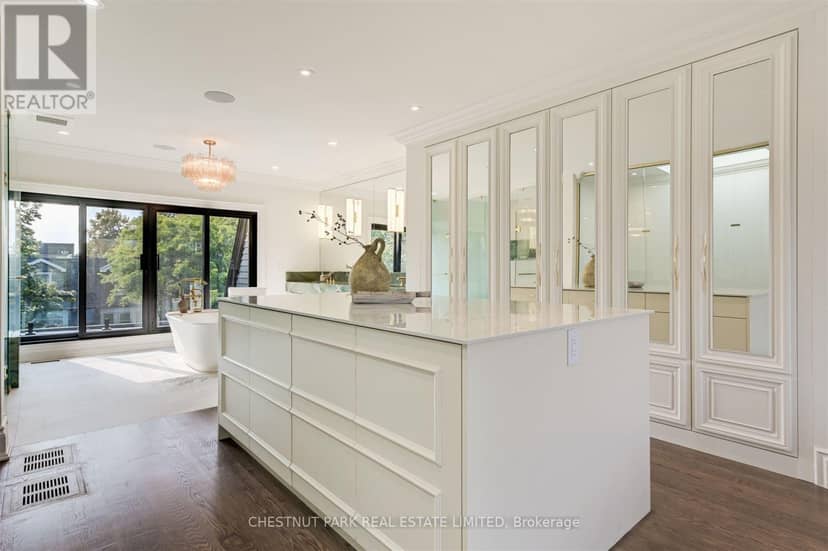 539 Crawford Street — photo 11 of 20
