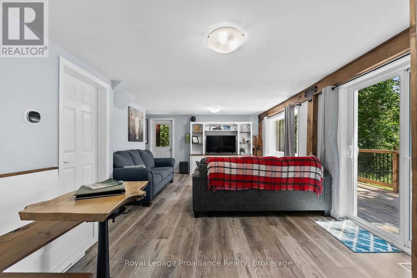 3432 Siberia Road — photo 13 of 40