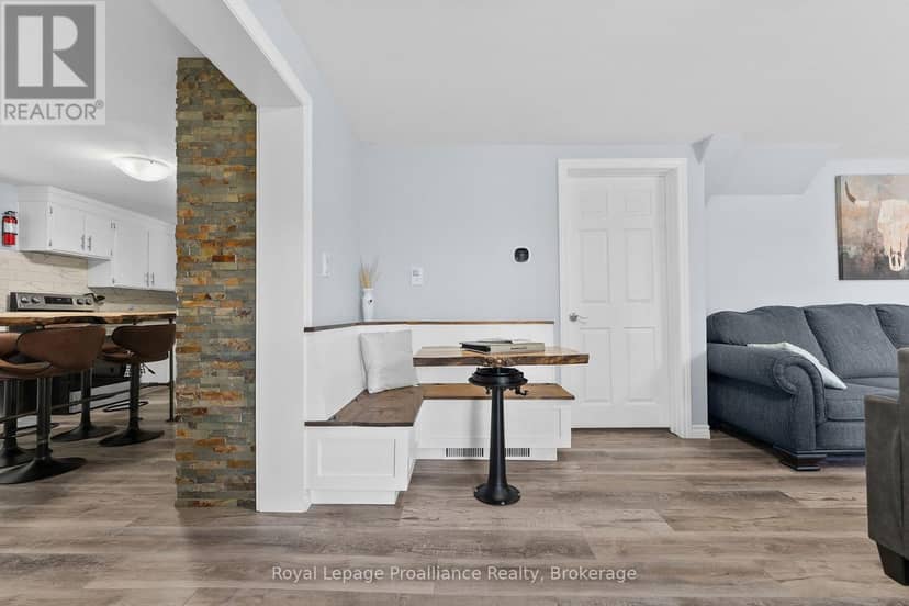 3432 Siberia Road — photo 16 of 40