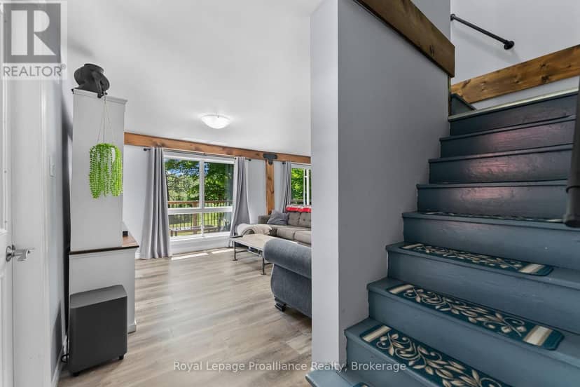3432 Siberia Road — photo 9 of 40