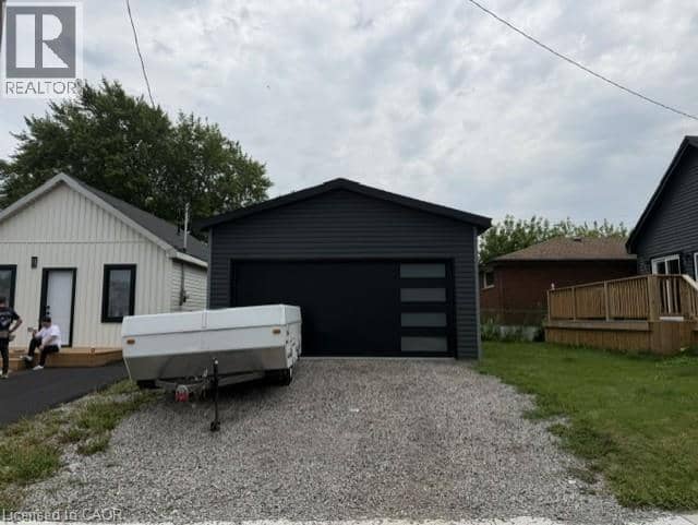 1239 DUNSMURE Road — photo 3 of 3