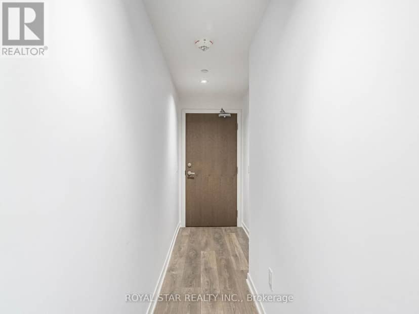 1305 - 20 Richardson Street — photo 34 of 40