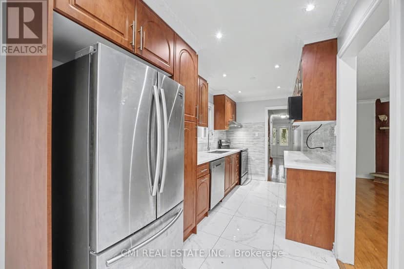 993 Lucerne Crescent — photo 10 of 40