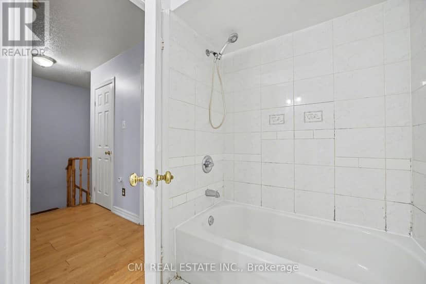 993 Lucerne Crescent — photo 18 of 40