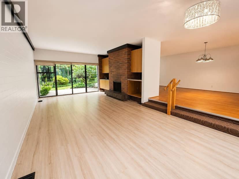 406 GREENSBORO PLACE, Vancouver, photo 2