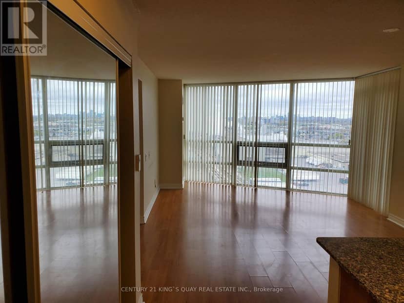 1405 - 83 Borough Drive — photo 4 of 19