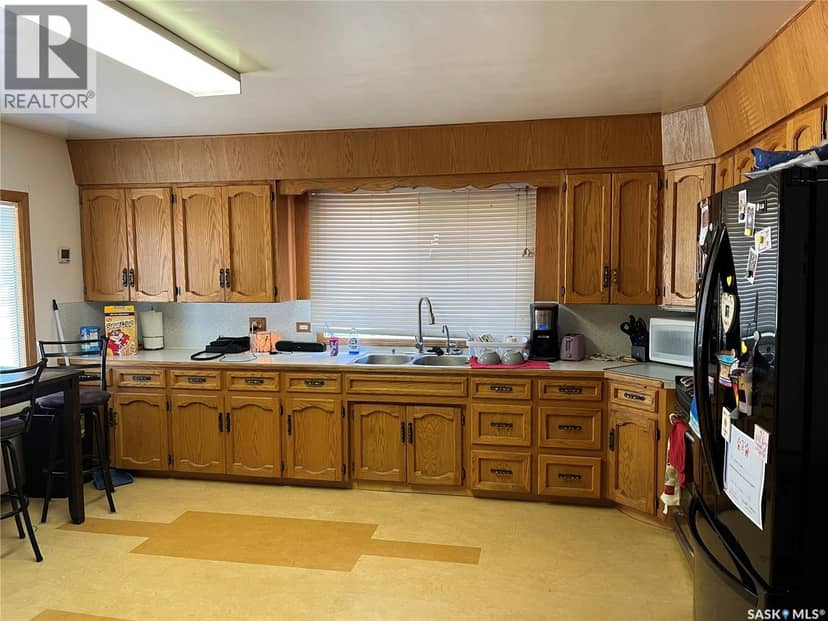 112 2nd AVENUE W, Gravelbourg, photo 4