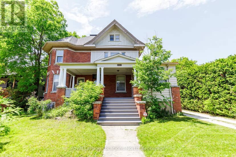 216 Cedar Street — photo 3 of 40