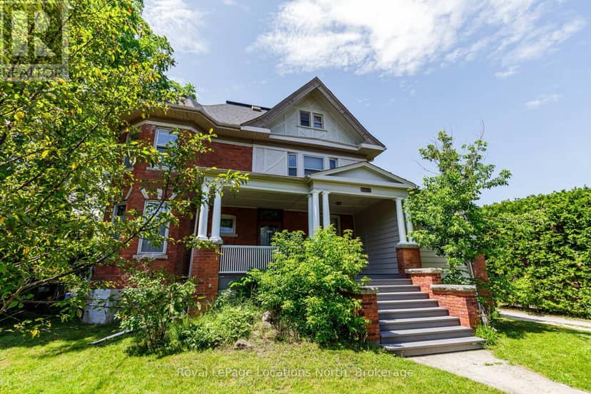 216 Cedar Street — photo 4 of 40