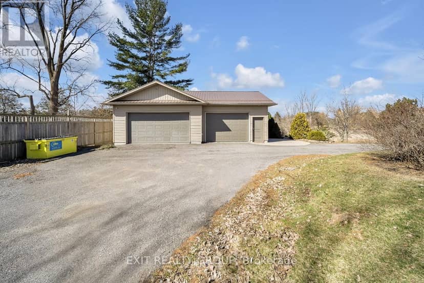 1531 Foxboro Stirling Road — photo 36 of 40