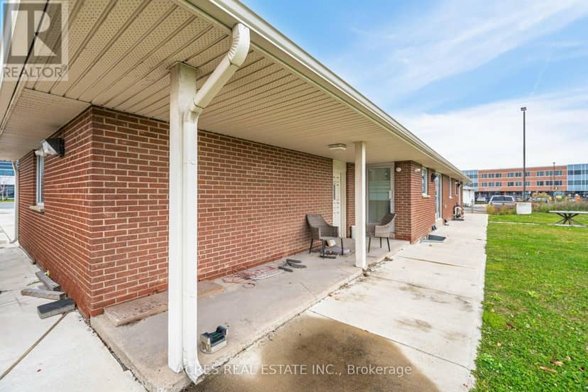 140-160 Derry Road E — photo 24 of 40