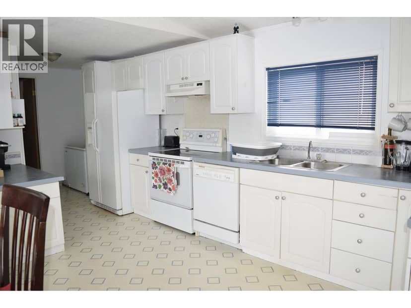 10679 102 STREET, Taylor, photo 5