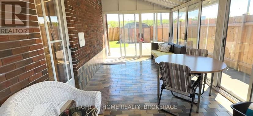 94 Wellington Street — photo 20 of 24