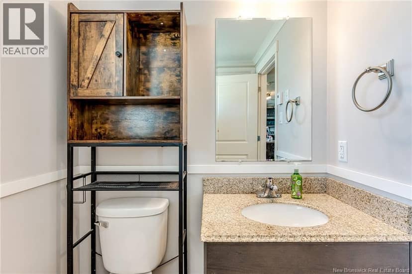 230 Bonaventure Street — photo 32 of 40