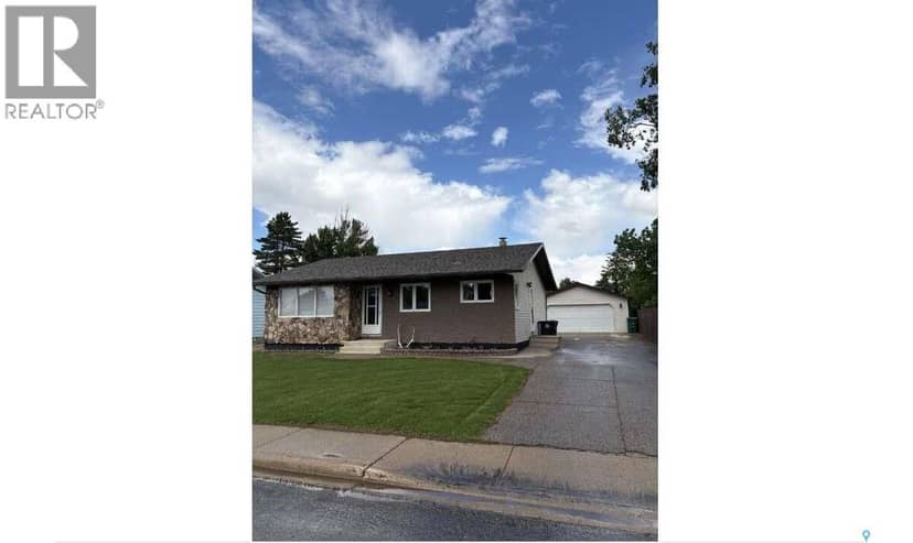 405 7th AVENUE W, Biggar
