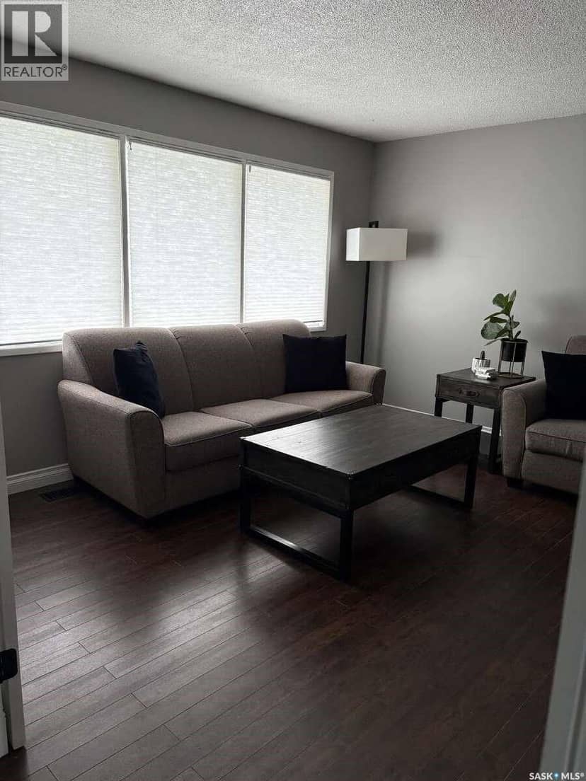 405 7th AVENUE W — photo 10 of 18