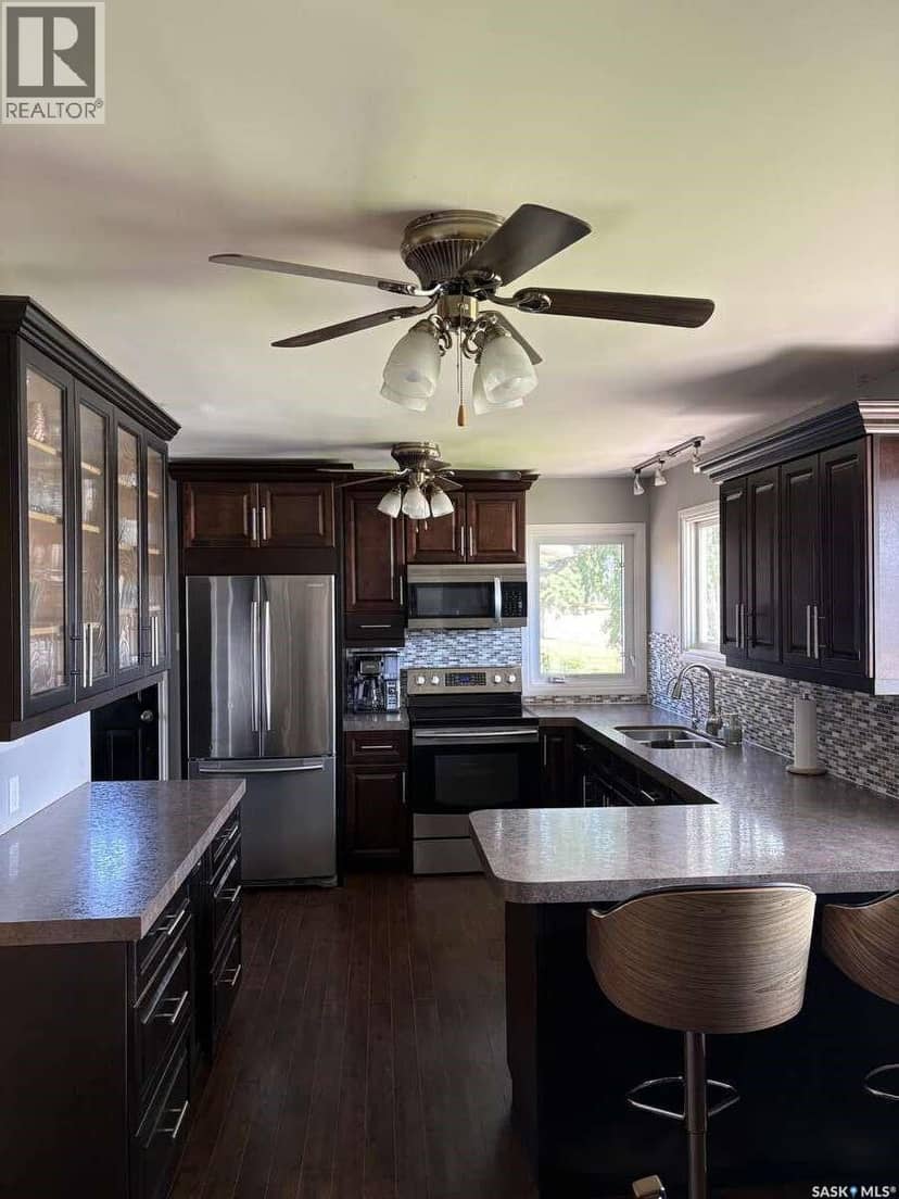405 7th AVENUE W, Biggar, photo 3