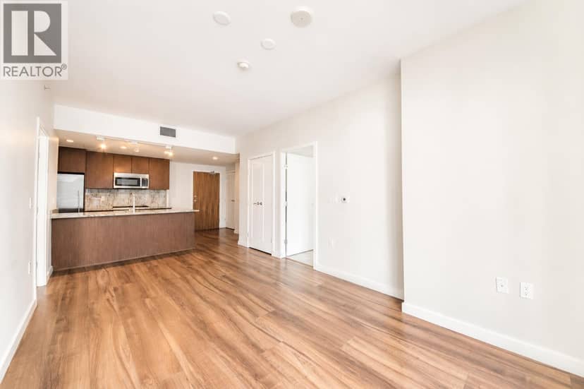 812 8688 HAZELBRIDGE WAY, Richmond, photo 3