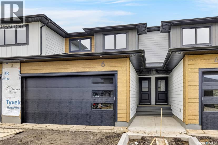 6 830 Brighton BOULEVARD — photo 1 of 26