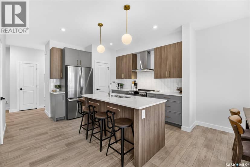 6 830 Brighton BOULEVARD — photo 7 of 26