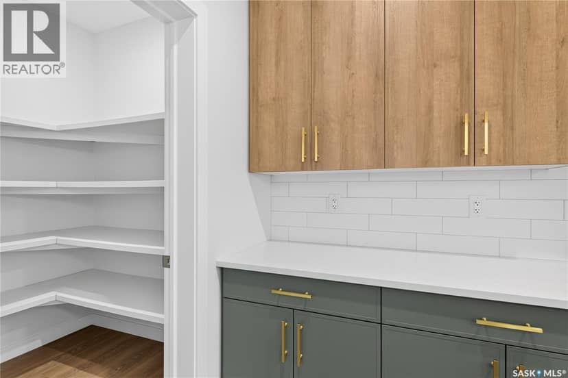 430 Cockcroft PLACE — photo 11 of 30