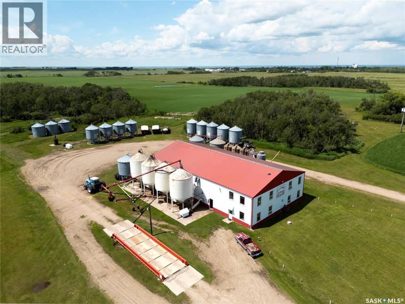 Leniczek Farm/Lily & Rose Seed Processors — photo 1 of 31