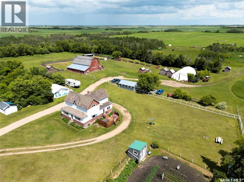 Leniczek Farm/Lily & Rose Seed Processors — photo 17 of 31
