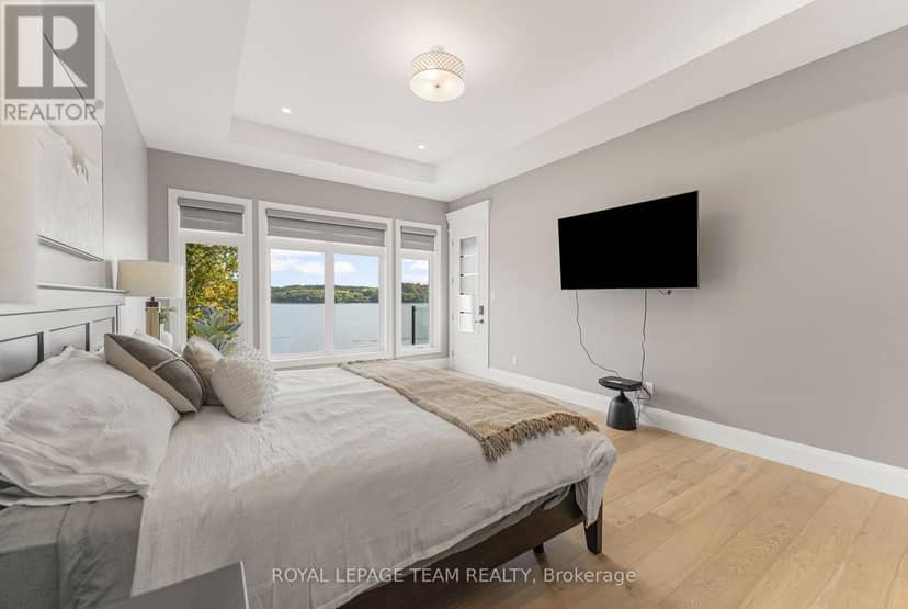 231 Finnerty Road — photo 38 of 40