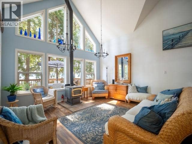 2902 ARBUTUS LANE, Savary Island, photo 6