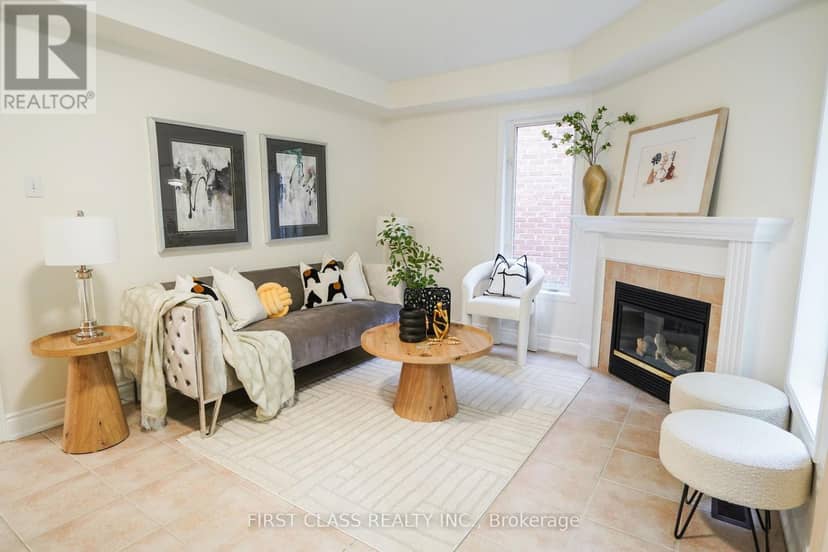 153 Shepton Way, Toronto, photo 7