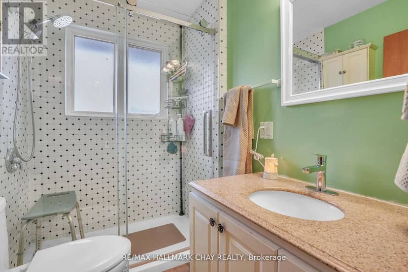 8315 93 Highway — photo 16 of 27