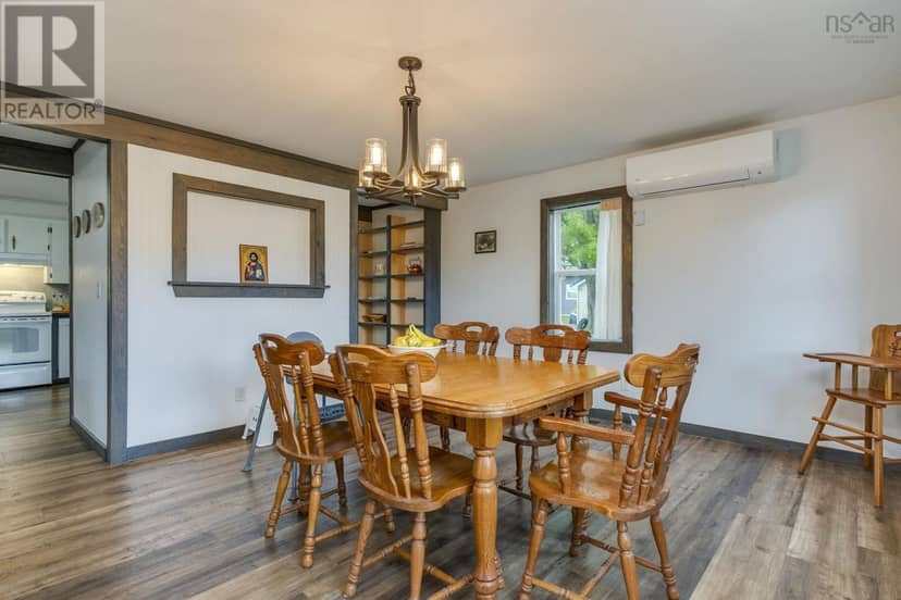 4035 Highway 201 — photo 20 of 40