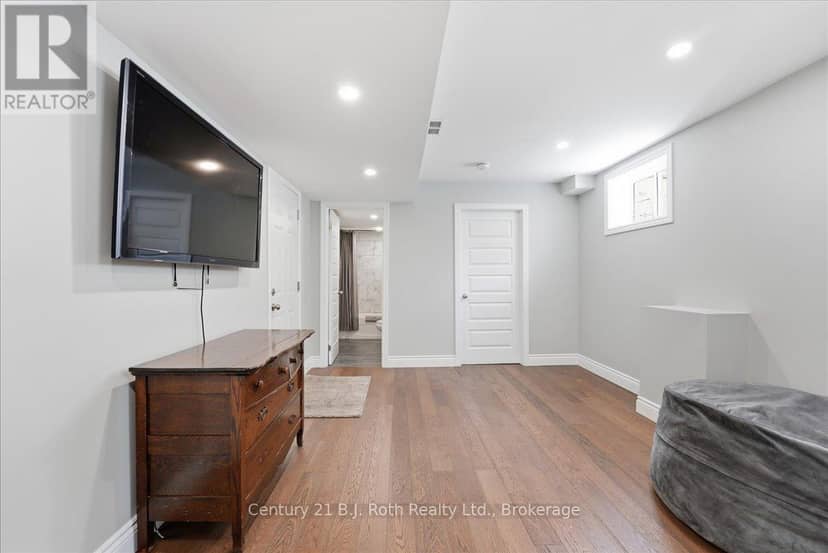 27 Ralph Dalton Boulevard — photo 35 of 40