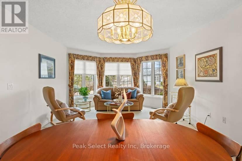 31 - 30 Ann Street — photo 15 of 40