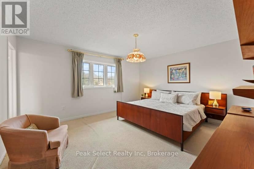 31 - 30 Ann Street — photo 21 of 40