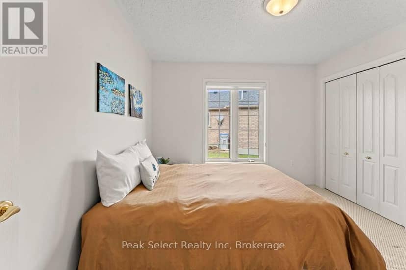 31 - 30 Ann Street — photo 25 of 40